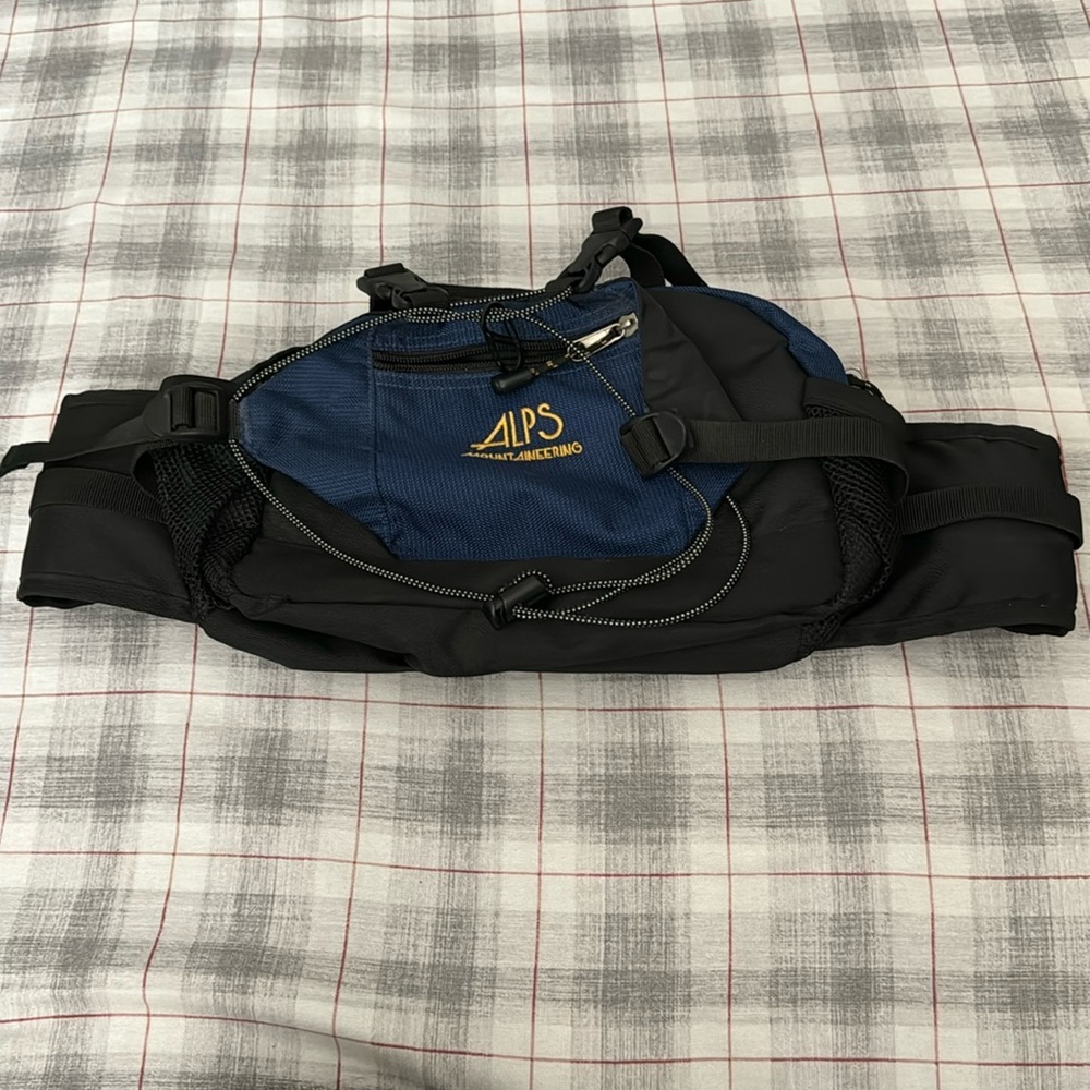 Alps Mountaineering Waist Pack Fanny Pack Hiking Outdoor Water bottle holders